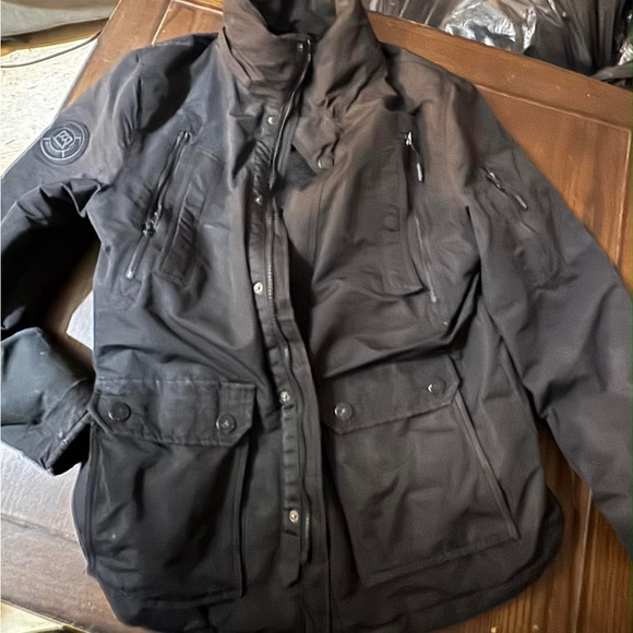 Avalanche Charcoal Outdoor Jacket - Picture 2 of 4